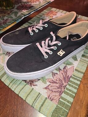 DC Black Canvas Sneakers with Pink Laces